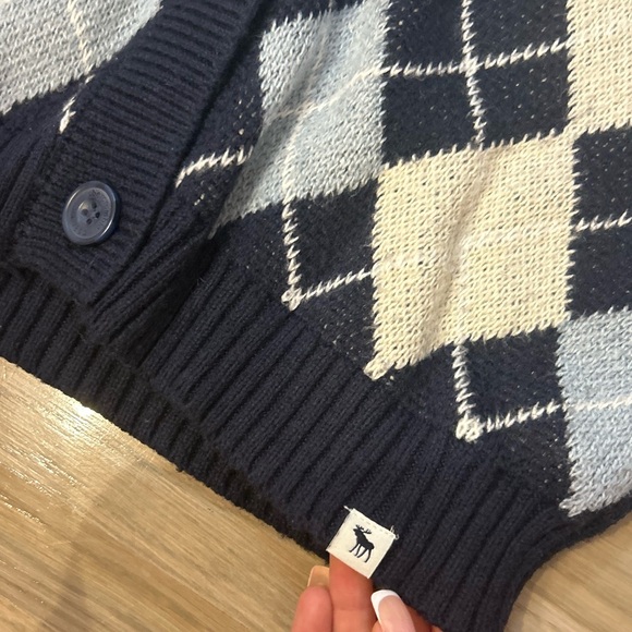 Abercrombie Kids Navy and White Argyle Cardigan - Picture 3 of 4